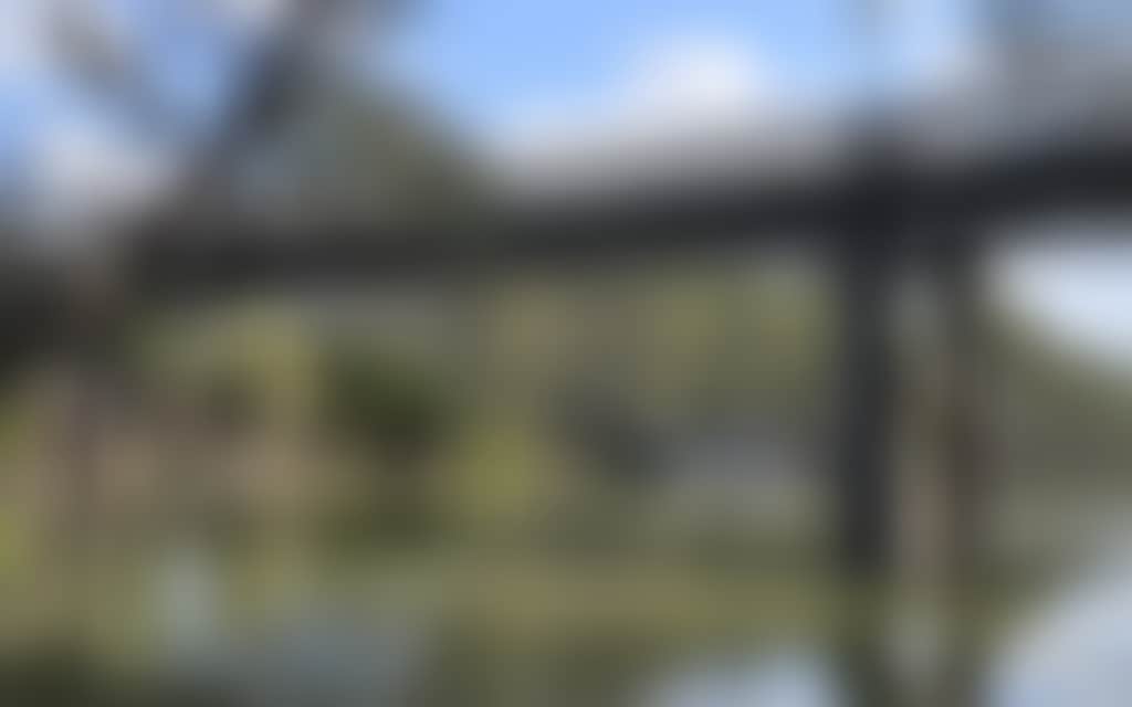 Corowa John Foord Bridge Houseboats